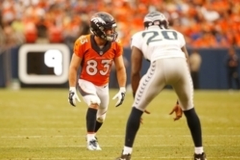 Wes Welker of Denver Broncos leaves preseason game after taking hit to  helmet - ESPN