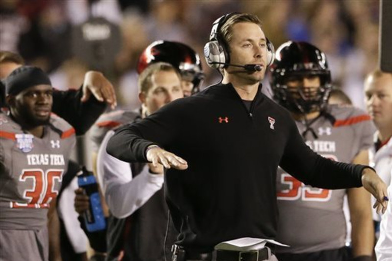 Ex-Texas Tech coach Kliff Kingsbury agrees to 4-year deal to