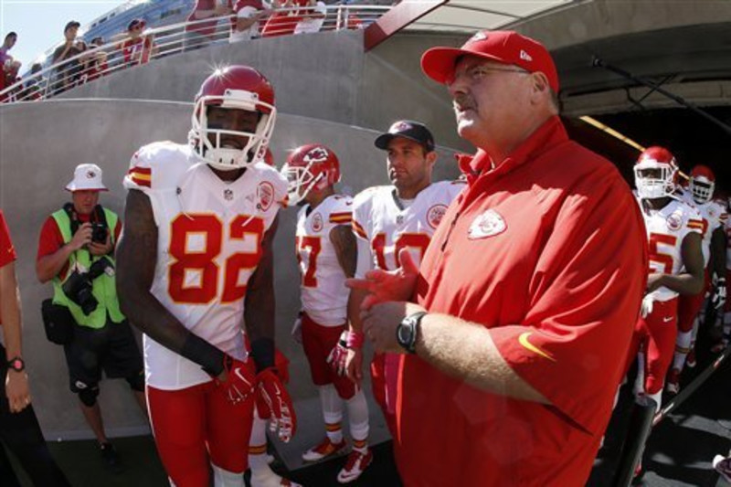 Chiefs Don't Want To 'Overdo It' With Dwayne Bowe - Arrowhead Pride