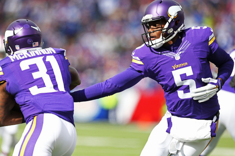 Vikings rookie Jerick McKinnon getting tips (via text) from Adrian