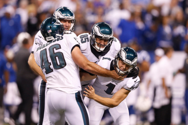 Philadelphia Eagles kicker David Akers kicks a 36-yard field goal