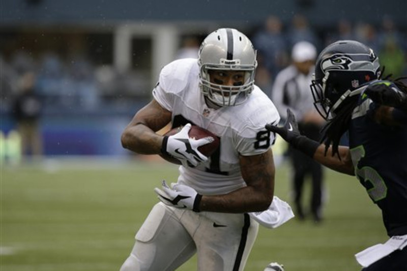 Mychal Rivera was the only fantasy standout from the Raiders Week 9 loss 