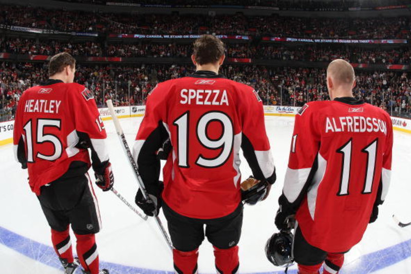 Ottawa Senators retire Daniel Alfredsson's No. 11