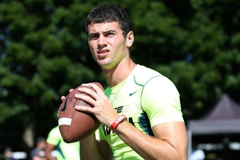 Halftime Report: Jarrett Stidham displaying his dual-threat abilities