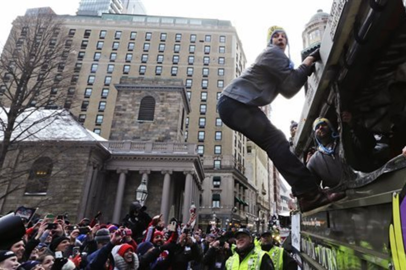 Patriots Super Bowl parade live stream from Boston (video) - Sports  Illustrated