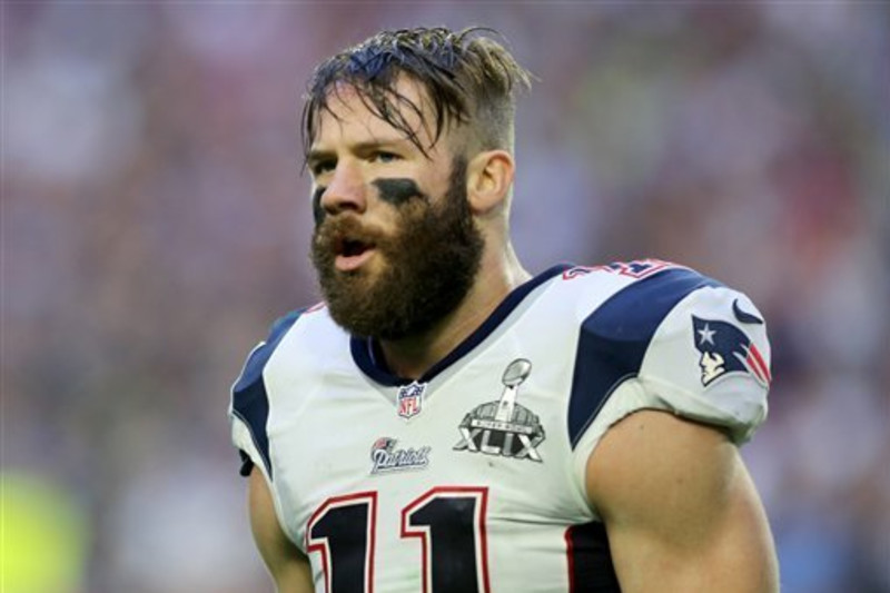 Julian Edelman Offers Controversial Pick While Ranking Top 3 Best NFL Wide  Receivers