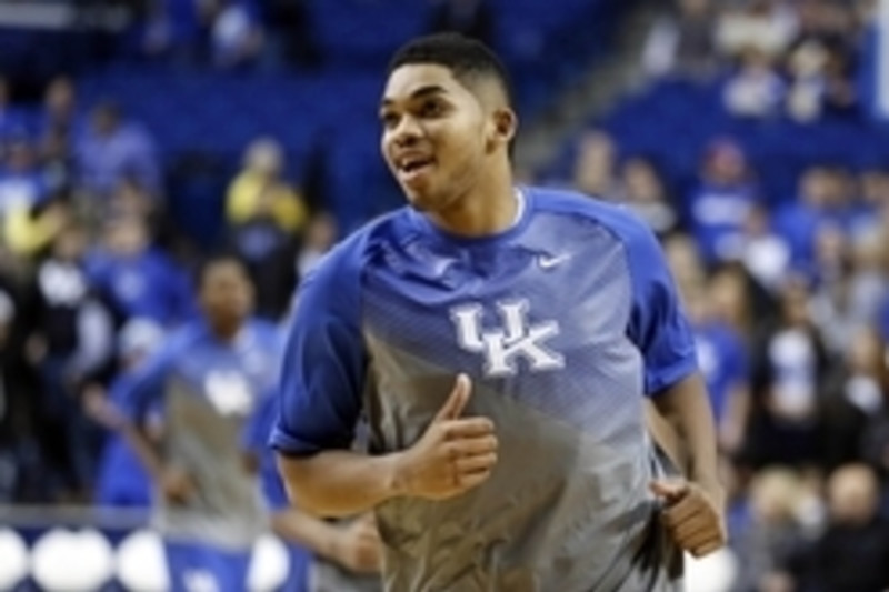 Karl-Anthony Towns Kentucky Wildcats Vertical Layup Unsigned