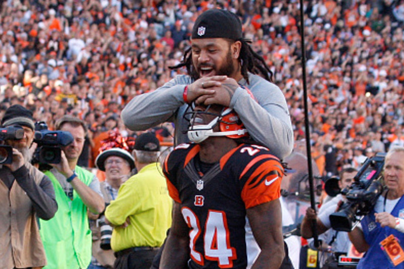 Rey Maualuga Re-Signs with Cincinnati Bengals, News, Scores, Highlights,  Stats, and Rumors