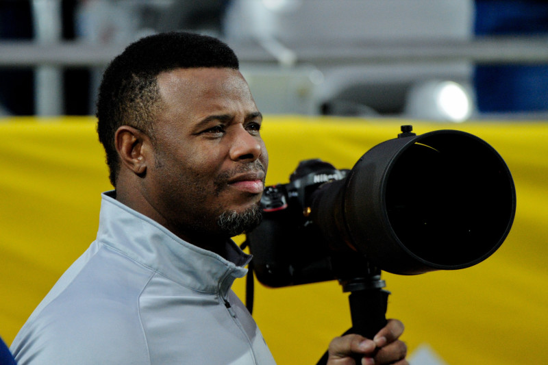 Ken Griffey Jr Goes Viral For Photography Career