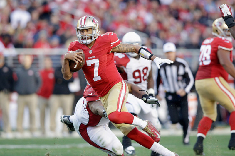 San Francisco 49ers quarterback Colin Kaepernick (7) is tackled by