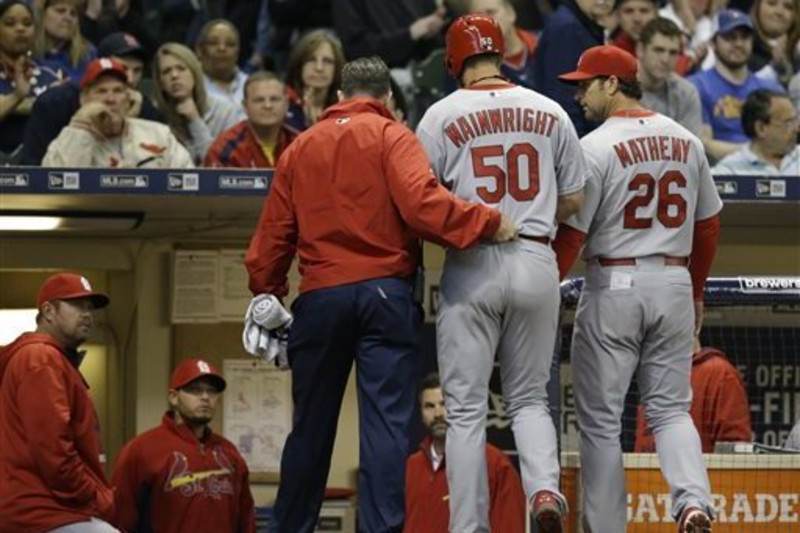 Cardinals Lose Adam Wainwright to a Groin Injury - Bleacher Nation