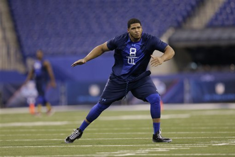 The Cowboys are Reportedly Shopping Offensive Tackle La'el Collins -  Bleacher Nation