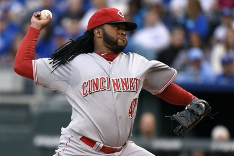 Dodgers, after two setbacks, have eyes on ace righty Johnny Cueto 