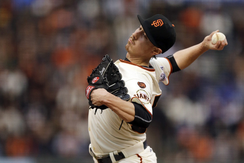 Madison Bumgarner hits HR off Kershaw, Giants sweep Dodgers