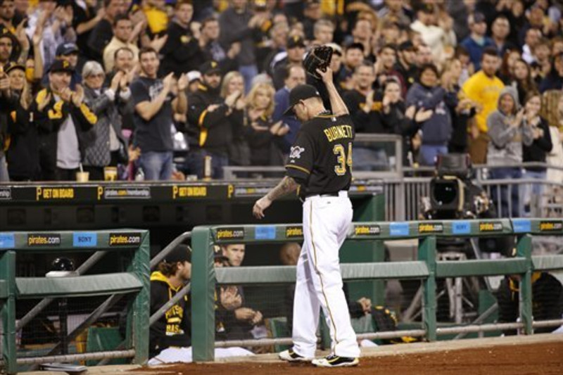 Pittsburgh Pirates Reportedly Open to Trading Francisco Cervelli - Bucs  Dugout