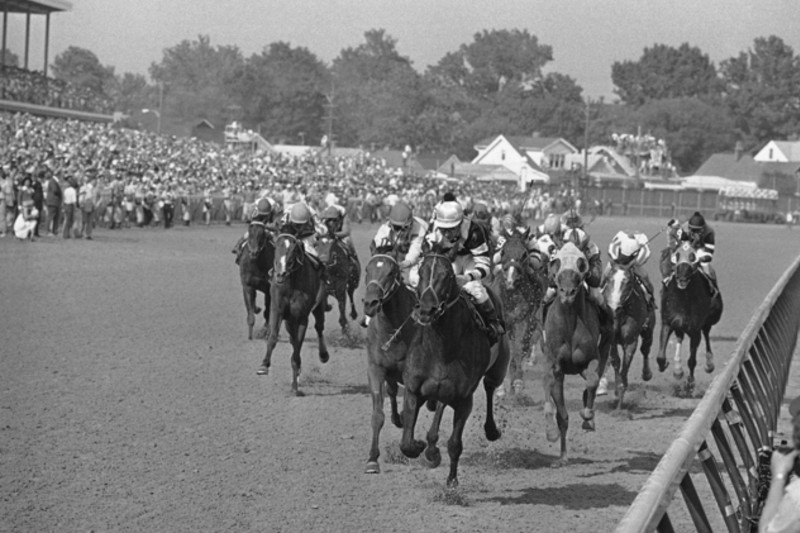 SEATTLE SLEW 1977 Triple Crown Winner Horse Racing  Mini Desk Flag 4" x 6" 