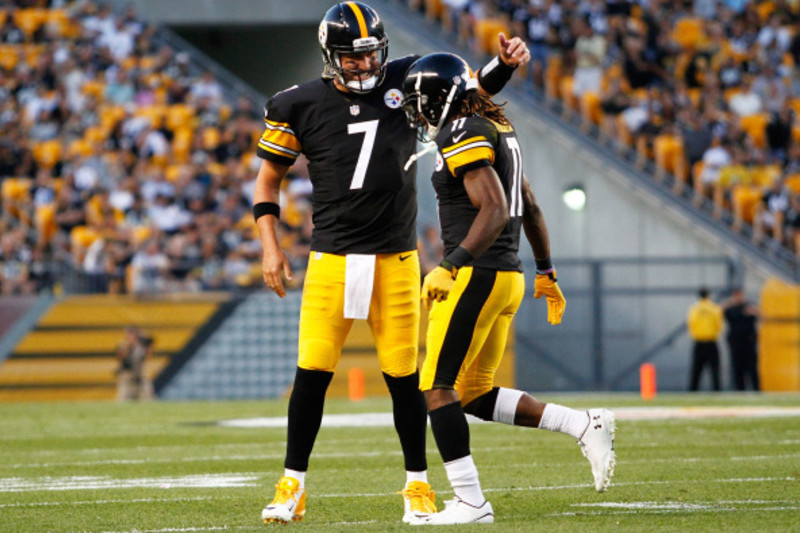 Hines Ward speaks at youth football camp, reflects on Steelers' offseason  and training camp