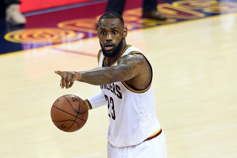 LeBron James faces a Friday deadline to opt-in on his Cavs contract