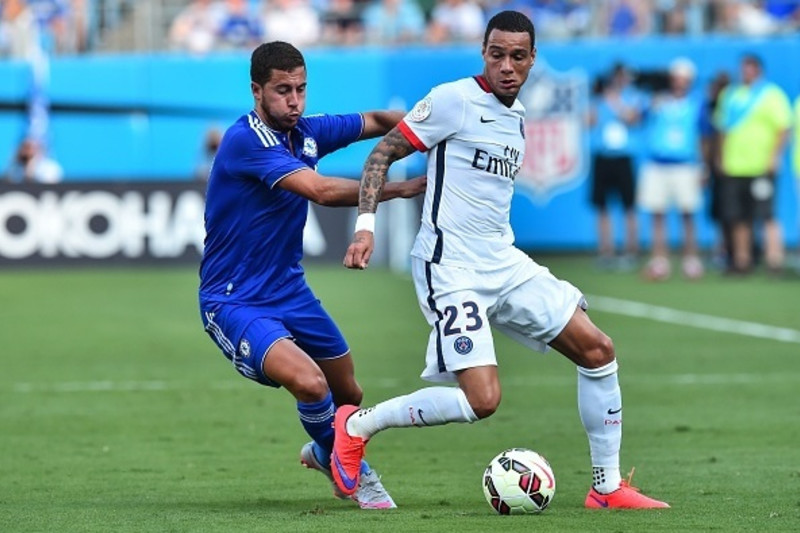 Gregory van der Wiel gives his opinion on his new player model : r