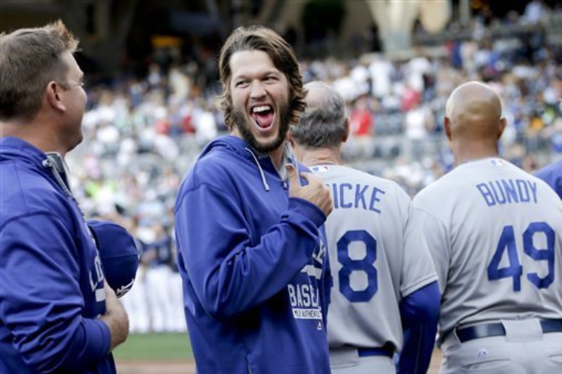 Clayton Kershaw wobbly on emotional night as Dodgers lose to Twins