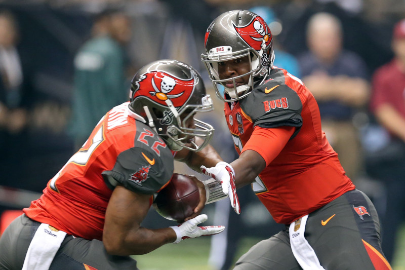 Tampa Bay Buccaneers Take On Equally Struggling Tennessee Titans