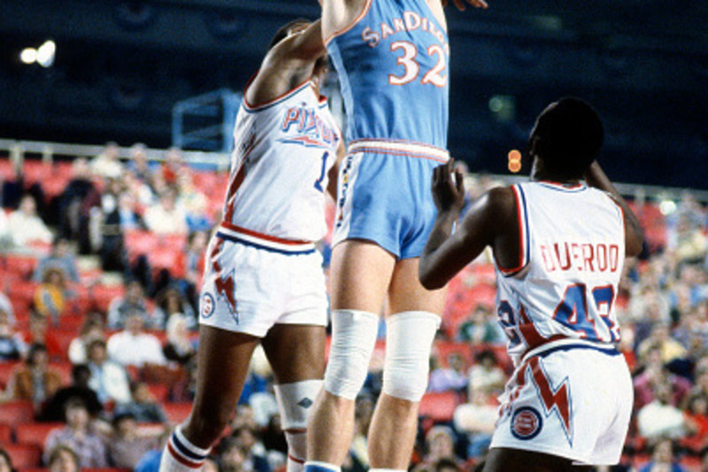 LOOKING BACK: 1978-79 CLIPPERS, THE FIRST SEASON IN SAN DIEGO