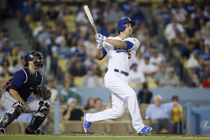 Dodgers Corey Seager keeps hold on shortstop as Jimmy Rollins