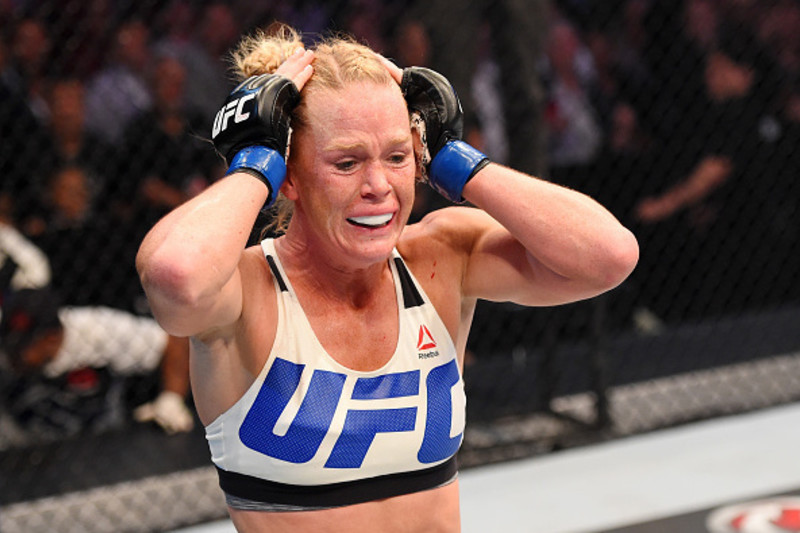 Ronda Rousey is knocked out by Holly Holm in UFC title fight - Los