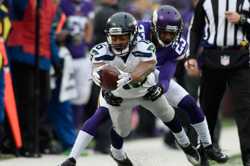 Russell Wilson leads Seattle Seahawks past Minnesota Vikings