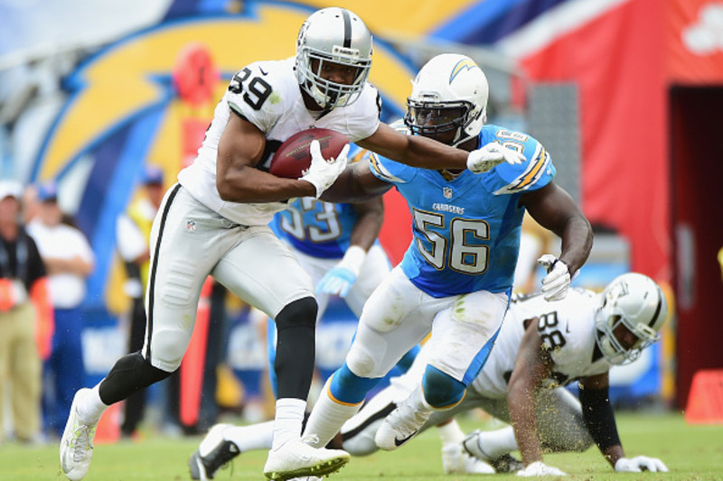 October 25, 2015 Amari Cooper #89 of the Oakland Raiders catches a