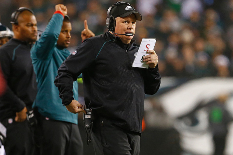 Philadelphia Eagles coach Chip Kelly brushes off sideline spat