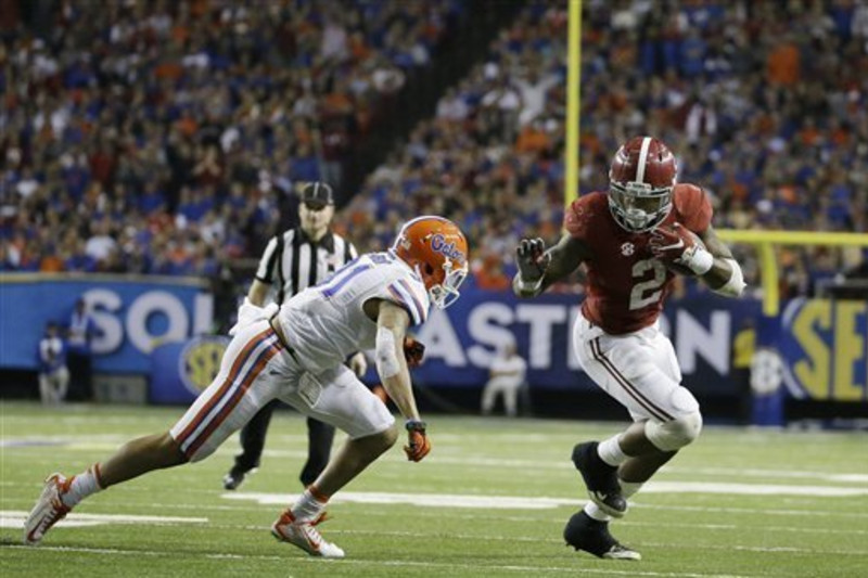 Alabama RB Derrick Henry Wins 2015 Heisman Trophy - CBS Los Angeles