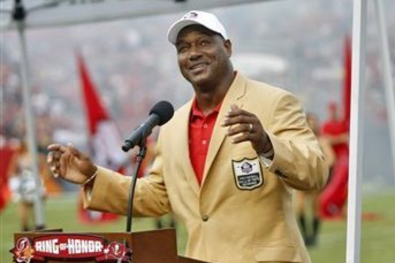 Randall Cunningham (2016) - Hall of Fame - National Football Foundation