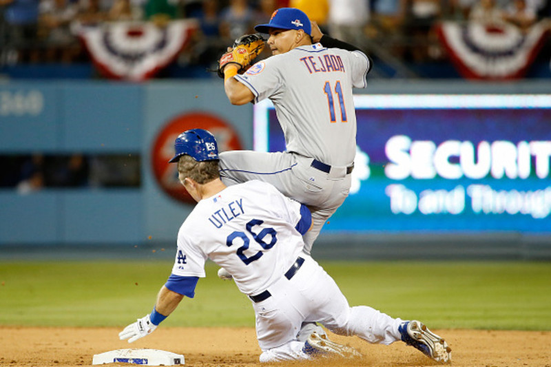 LA Dodgers Foundation Auction: Chase Utley Team-Issued St. Patrick's Day  Jersey