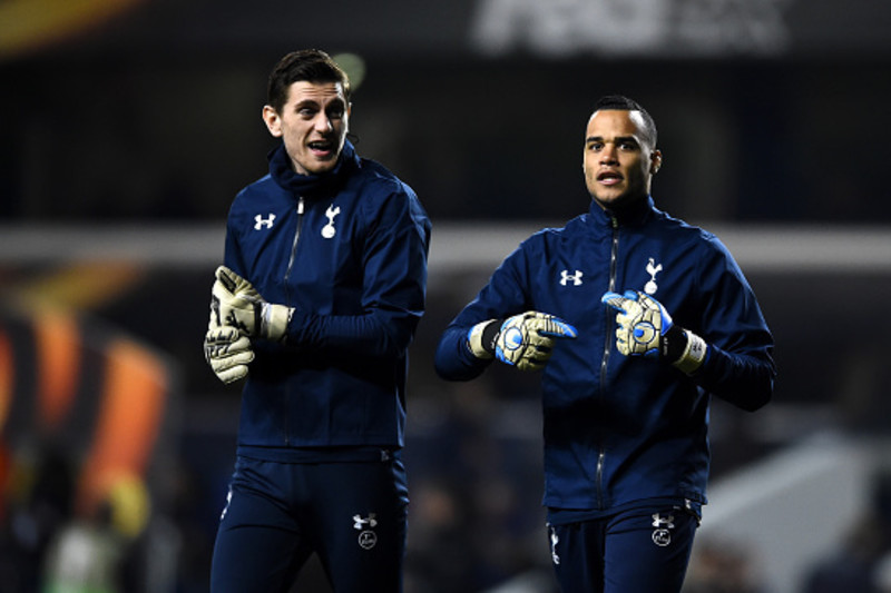 Tottenham Hotspur FC news: Michel Vorm to stay at club until 2019