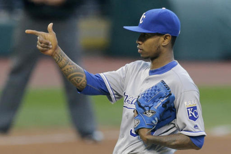 Royals' Ventura ejected after hitting A's Lawrie with fastball