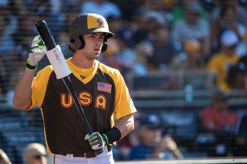 Dansby Swanson goes 2 for 4 in MLB debut for Braves