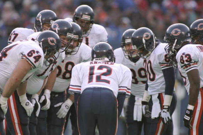 Chicago Bears quarterback Erik Kramer passes during the third quarter  against the Carolina Panthers Sunday, Oct. 8, 1995, in Chicago. Kramer lead  the Bears to a 31-27 victory over the Panthers.(AP Photo/Michael