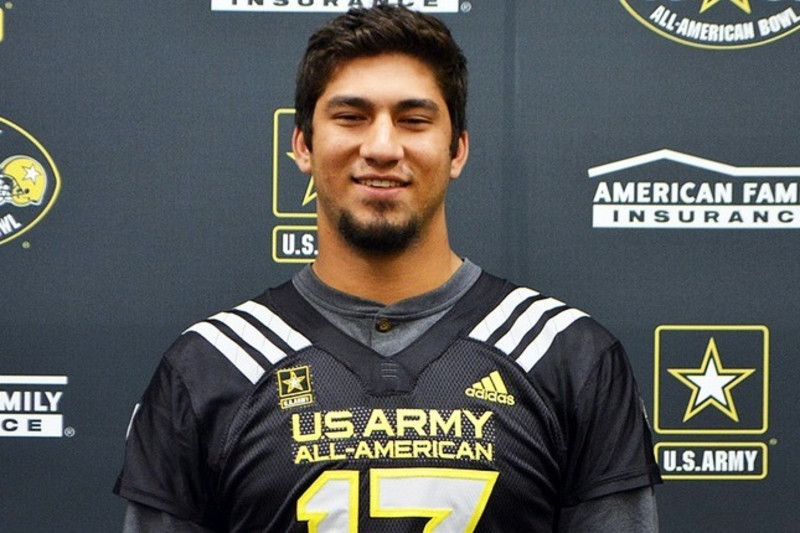 Iowa five-star recruit A.J. Epenesa gets Army All-American Bowl