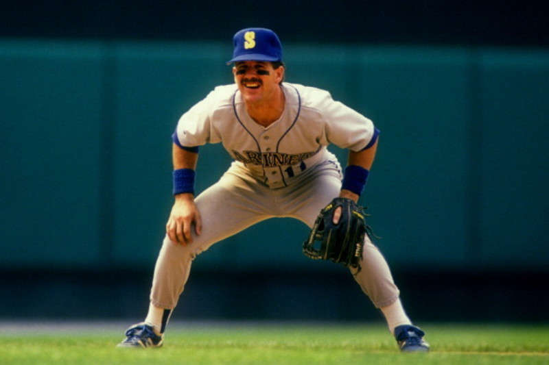 Edgar Martinez brings the designated hitter to the Baseball HOF - Sports  Collectors Digest