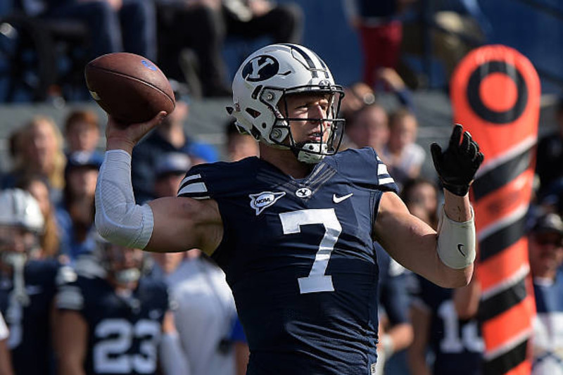 2017 NFL Draft: BYU quarterback Taysom Hill signs free-agent deal