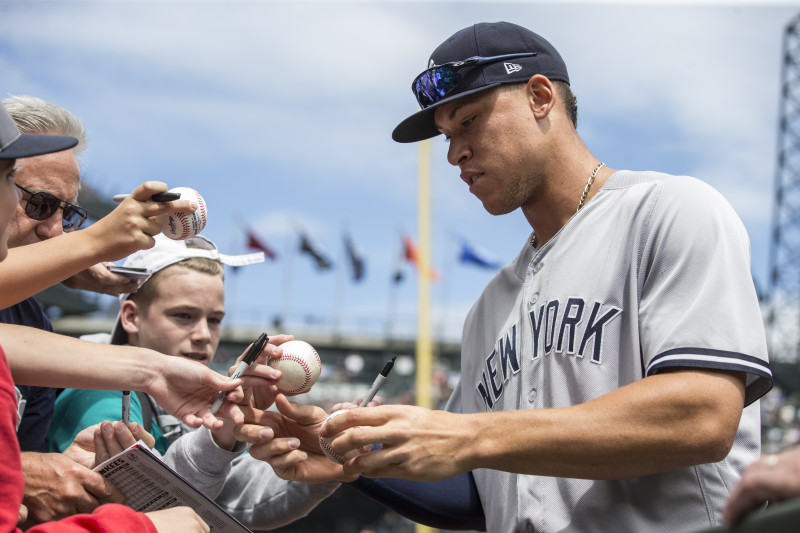 Jersey worn in Aaron Judge debut with New York Yankees sells for $157,366 -  ESPN