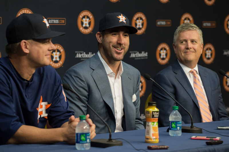 Astros manager A.J. Hinch tells tale of last-minute Verlander acquisition