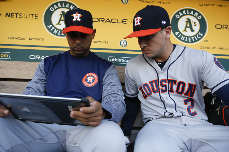 Alex Cora makes good on bet with Alex Bregman, dons LSU jersey before Astros-Red  Sox game