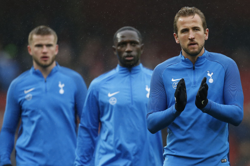 Harry Kane unveils Tottenham's new shirt with Real Madrid transfer interest  on the horizon