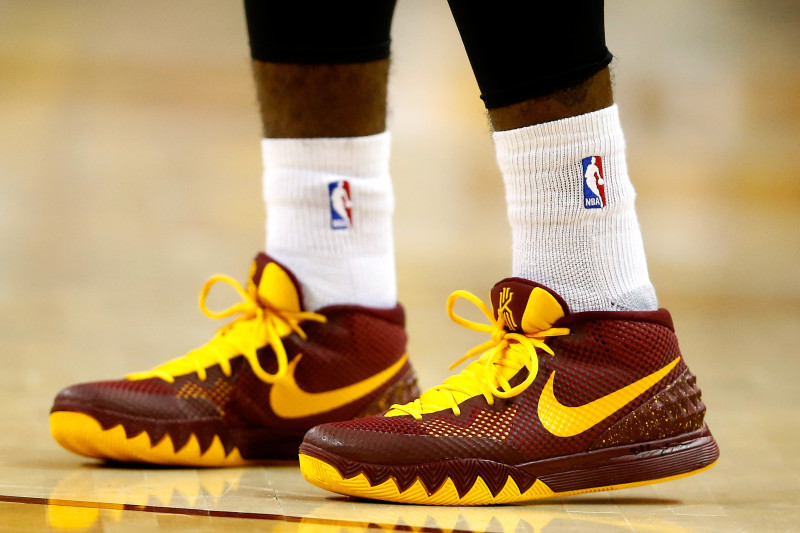kyrie 1 colorways yellow