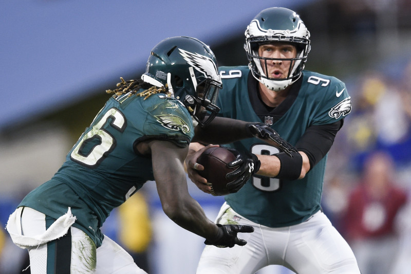 Nick Foles: Important for Eagles to do 'reading and reacting' vs. Patriots'  defense