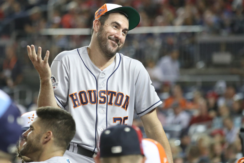 Lowly Reds rough up Astros' Verlander