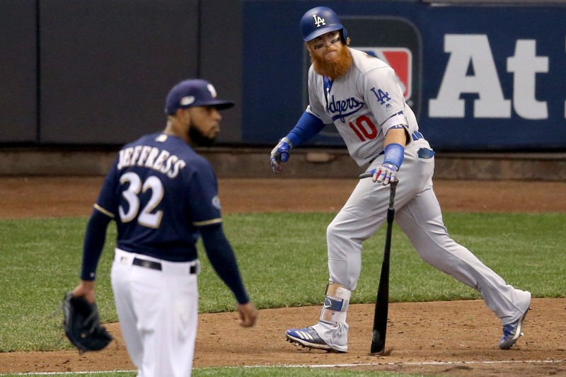 Justin Turner home run is his latest October moment for the Dodgers 