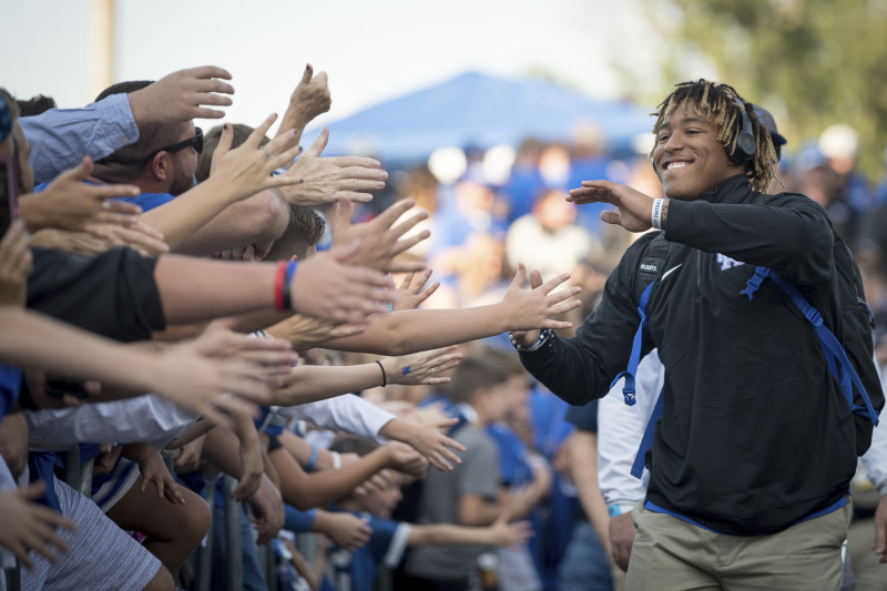 Benny Snell Jr. Q&A: How a 3-Star Recruit Turned Kentucky into a Football  School, News, Scores, Highlights, Stats, and Rumors